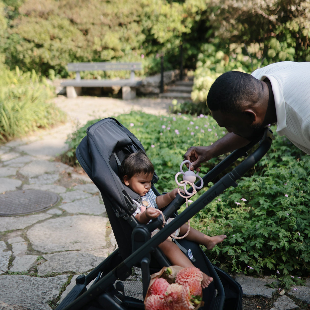 Daisy Rattle Teether - Soft Lilac - HoneyBug