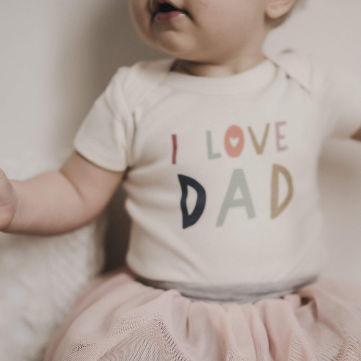 graphic bodysuit | love dad - HoneyBug