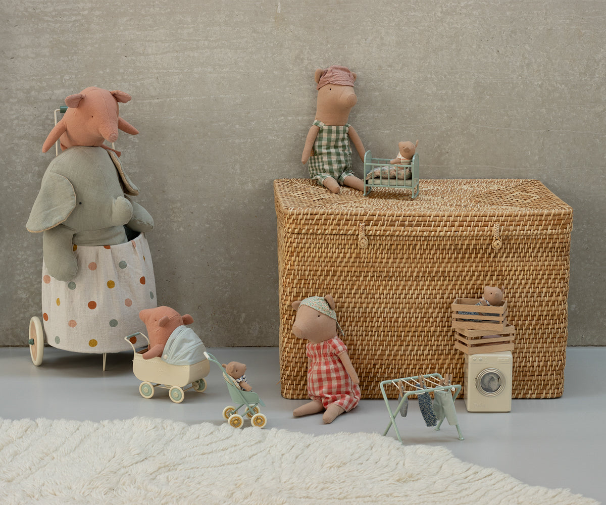 Truffle Pig - Small - HoneyBug