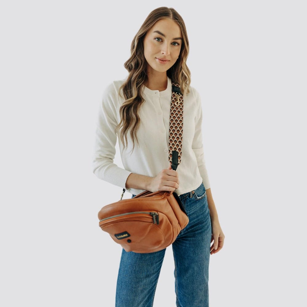 The Crossbody Strap - HoneyBug