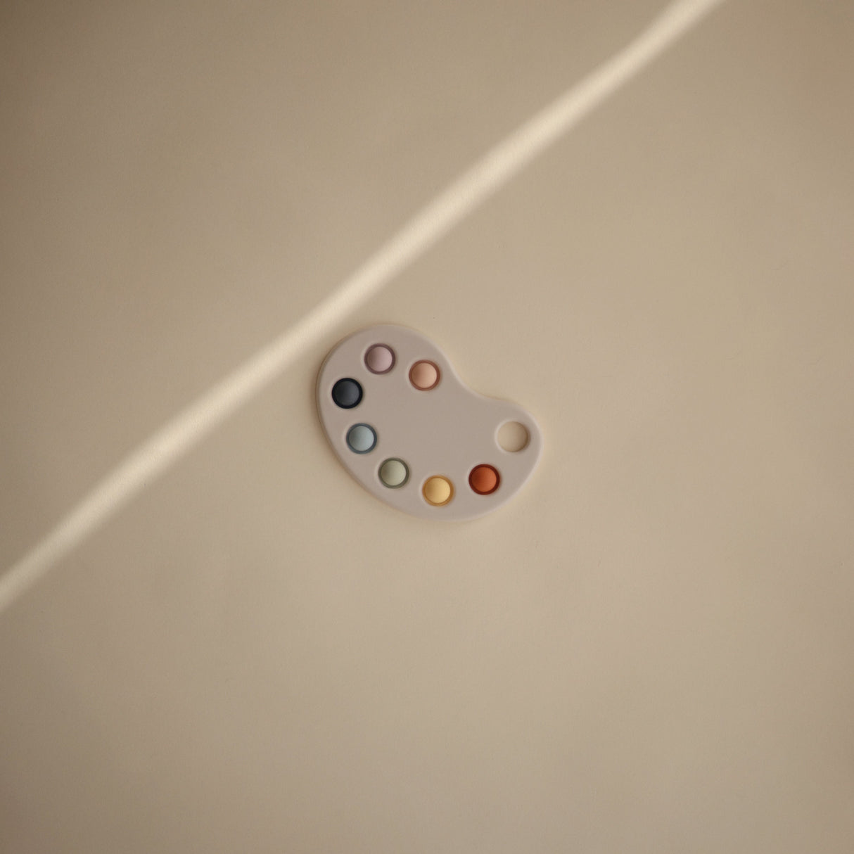 Paint Palette Press Toy - HoneyBug