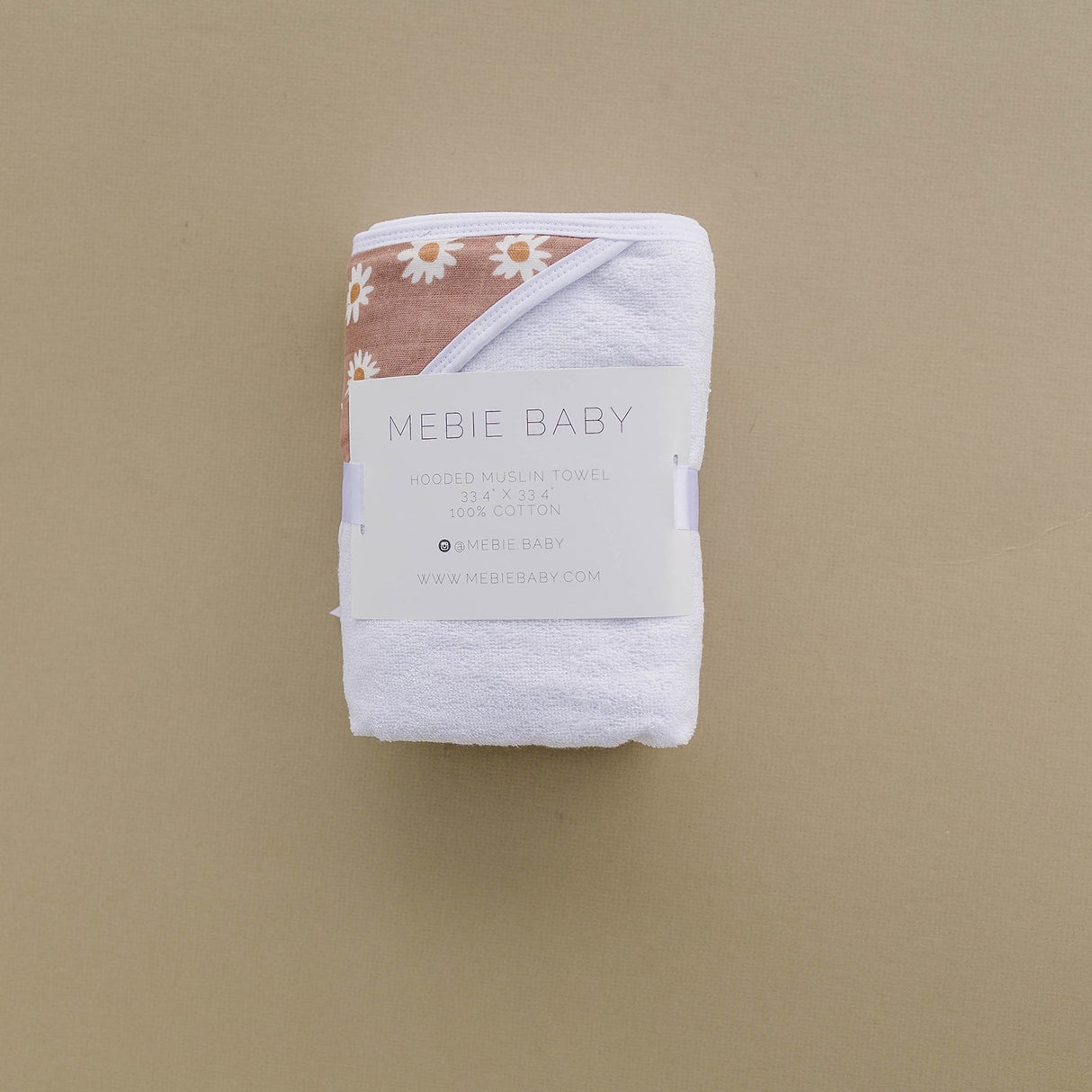 Daisy Dream Muslin Hooded Towel - HoneyBug