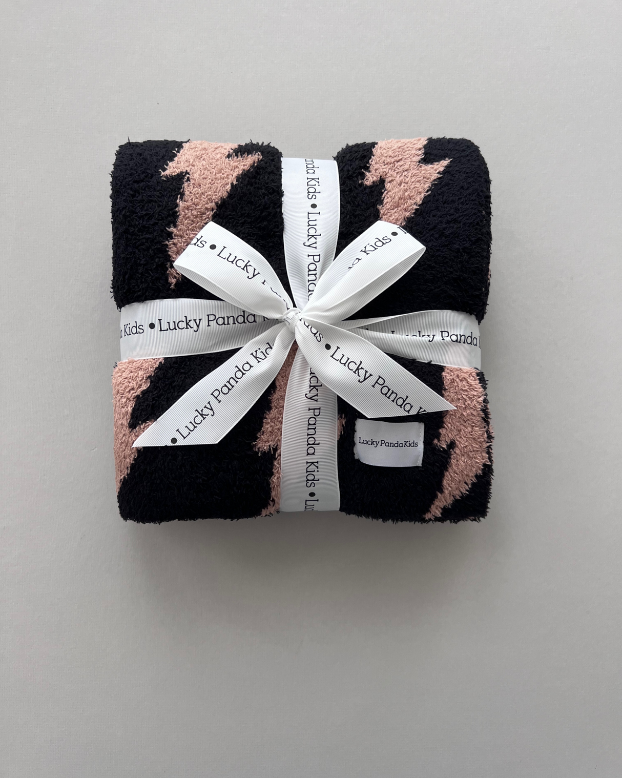 Lightning Bolt Fuzzy Blanket | Mocha - HoneyBug