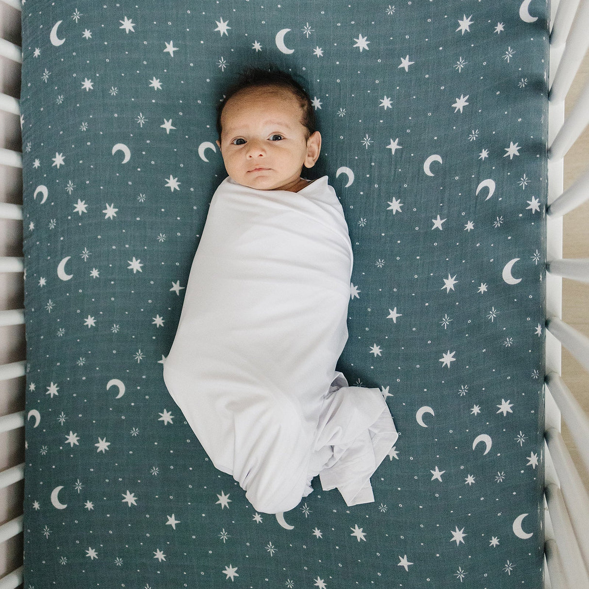 Night Sky Muslin Crib Sheet - HoneyBug