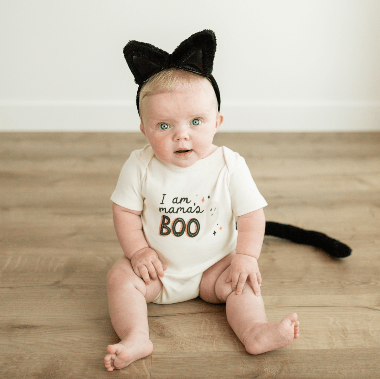 graphic bodysuit | mamas boo - HoneyBug