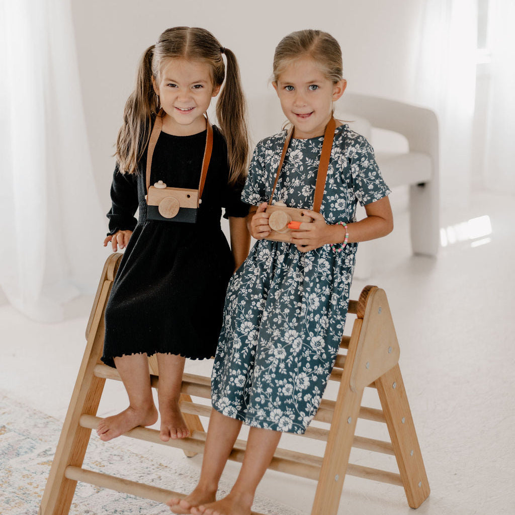 Wood & Leather Play Camera