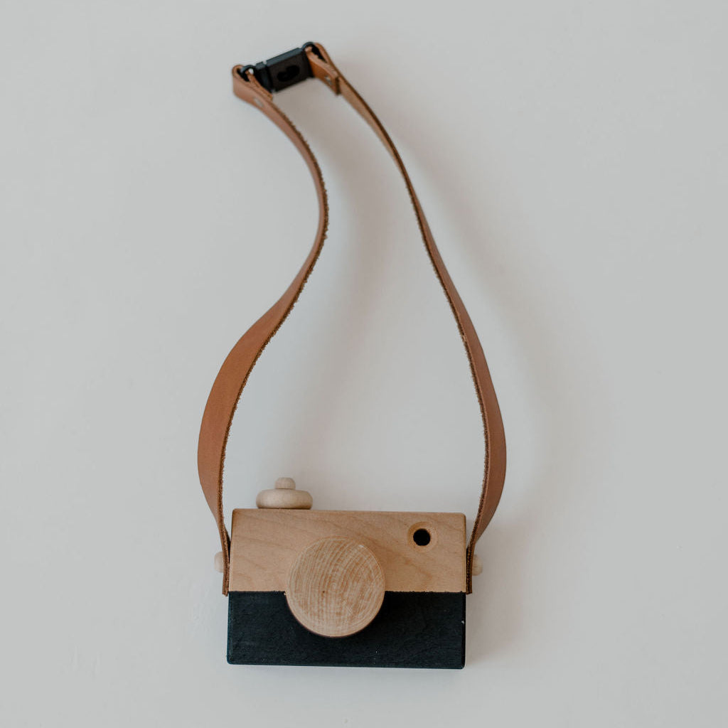 Wood & Leather Play Camera