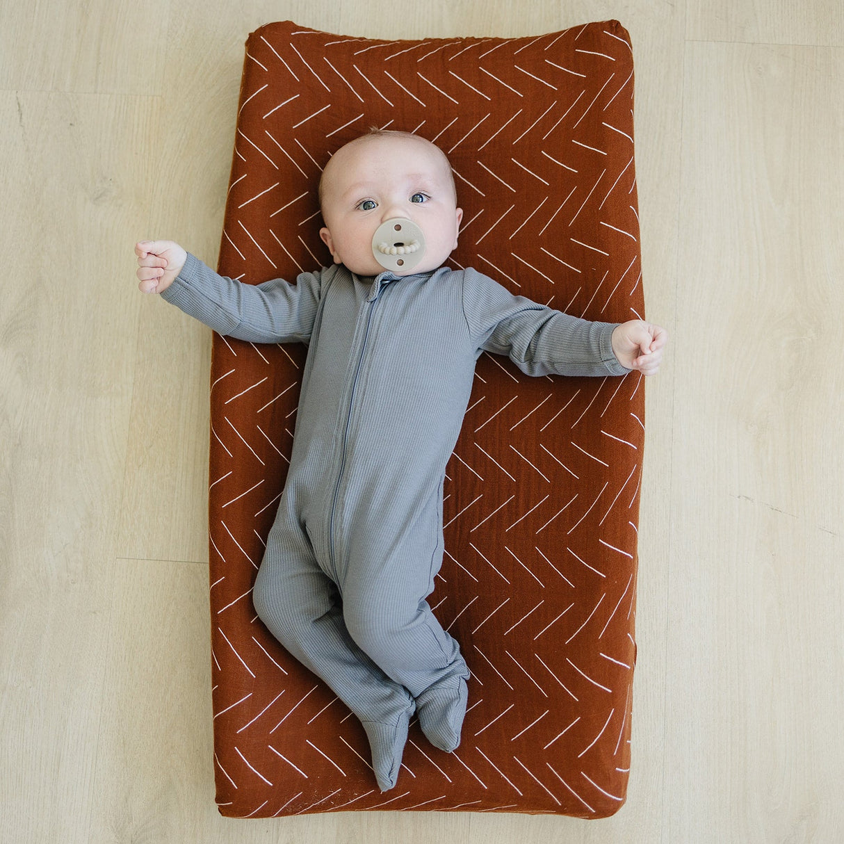 Rust Mudcloth Muslin Changing Pad Cover - HoneyBug