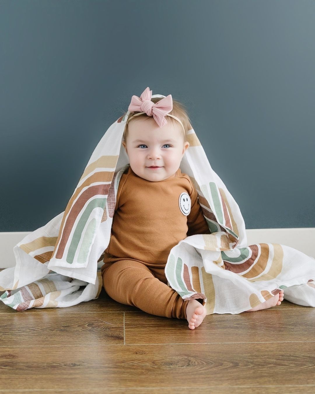 Lounge Set | Smiley Brown - HoneyBug