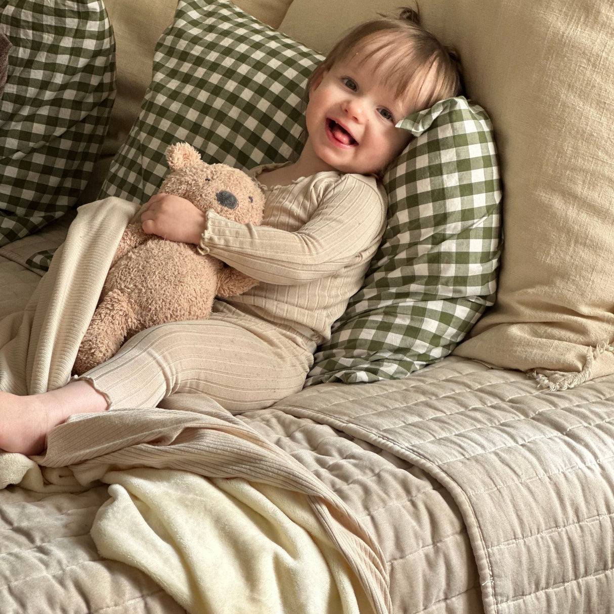 Oat Ribbed Toddler Blanket