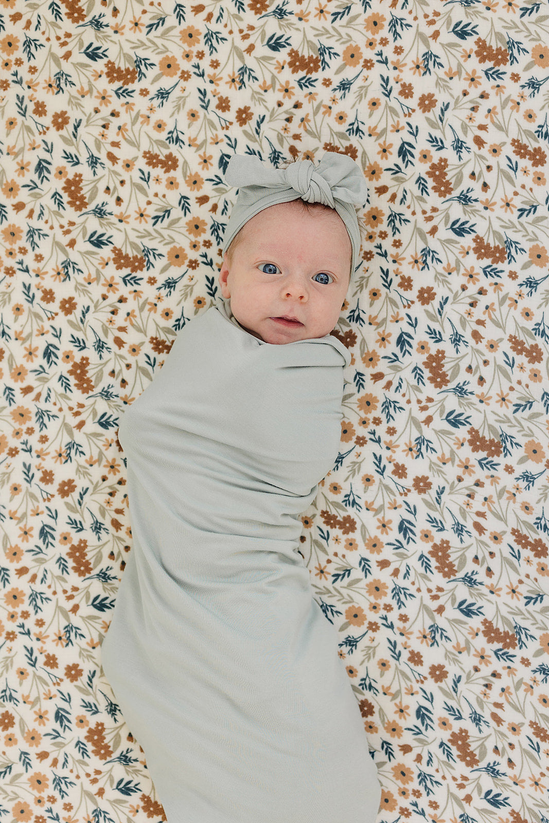 Sage Bamboo Stretch Swaddle - HoneyBug