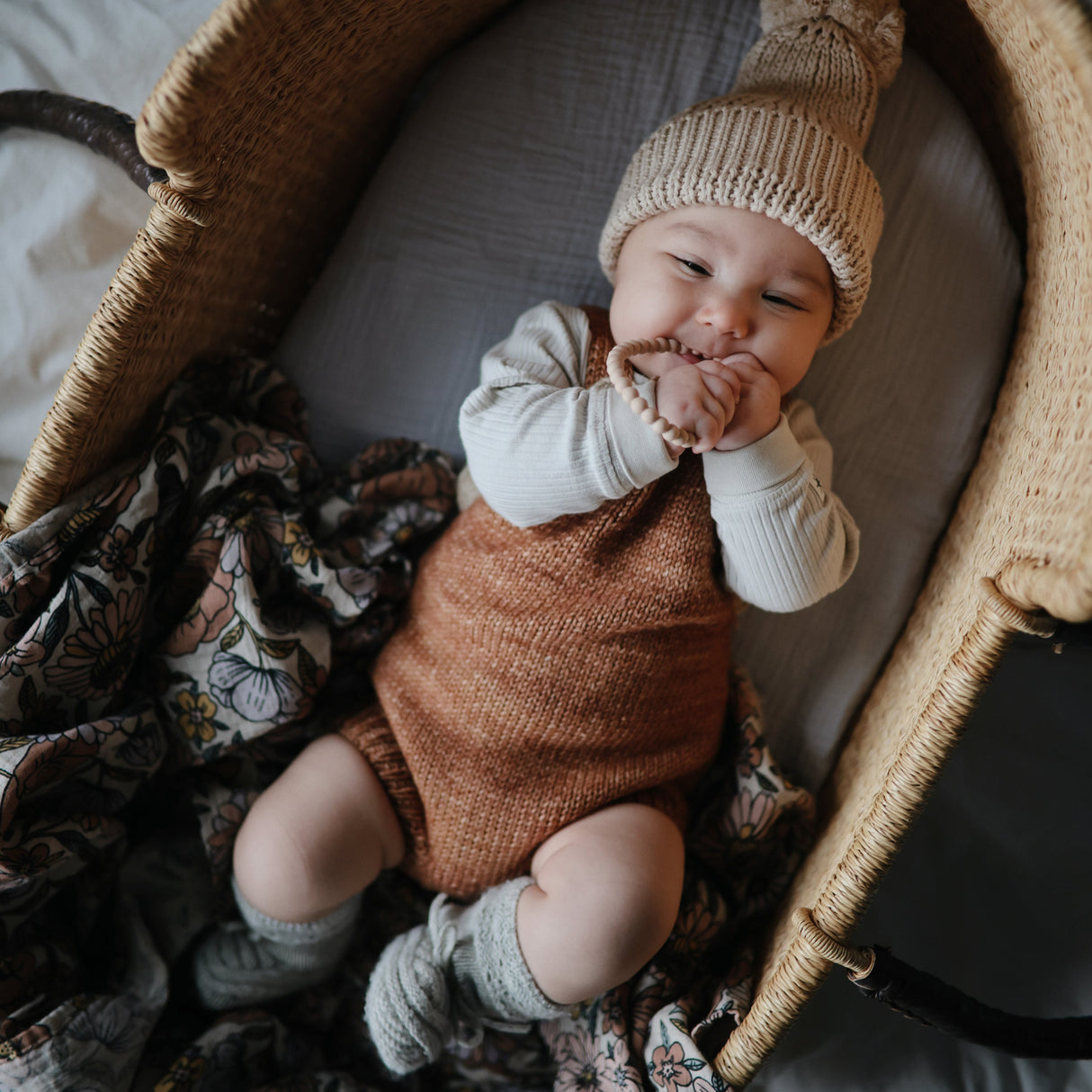 Pearl Teether Bracelet - HoneyBug