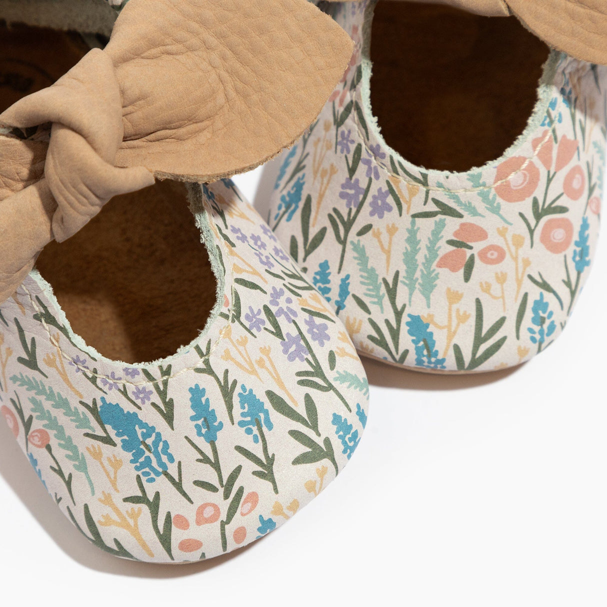 Bloom Knotted Bow Baby Shoe - HoneyBug