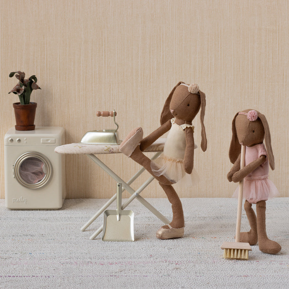 Bunny size 2, Chocolate brown - Ballet suit and skirt cream