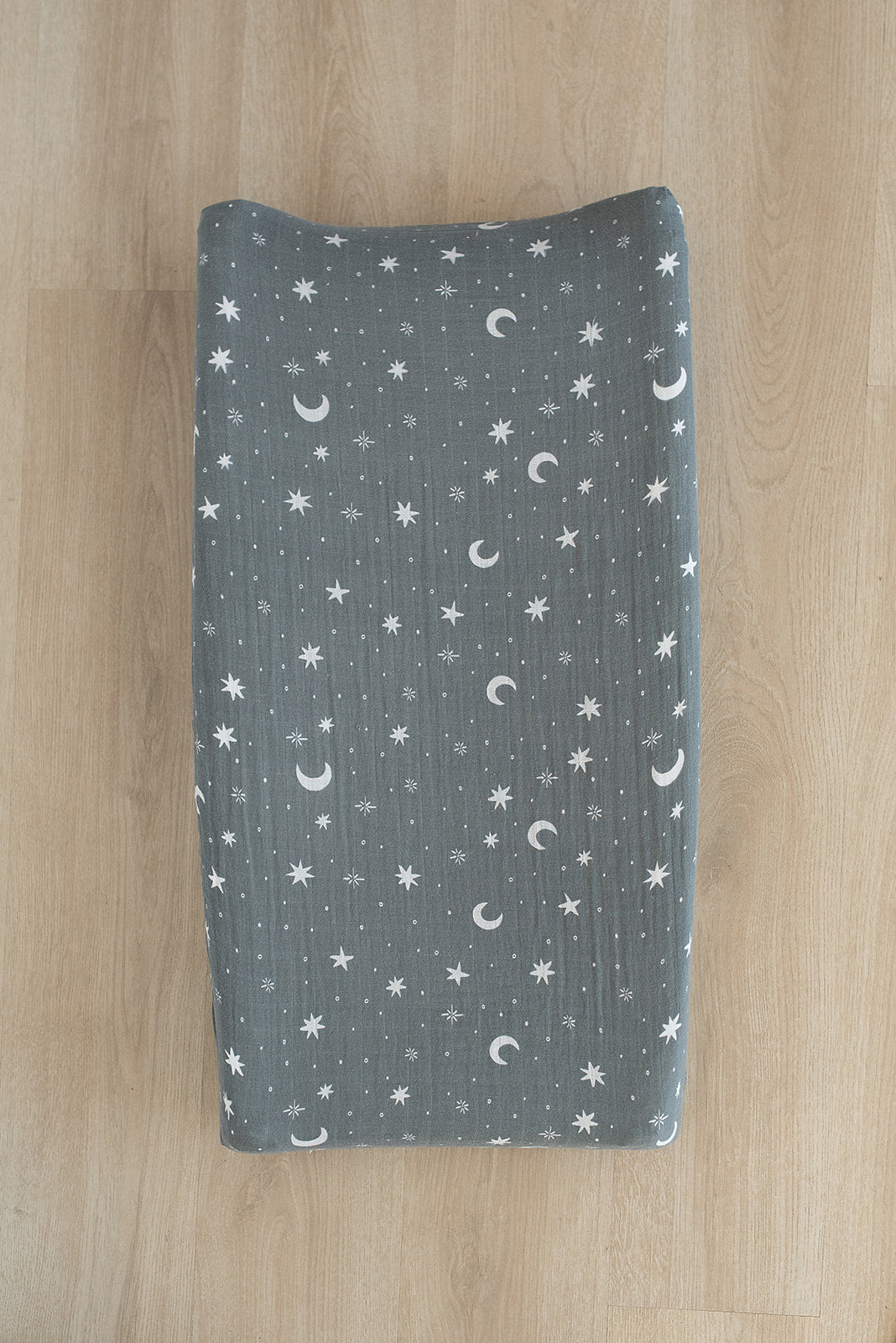 Night Sky Muslin Changing Pad Cover - HoneyBug