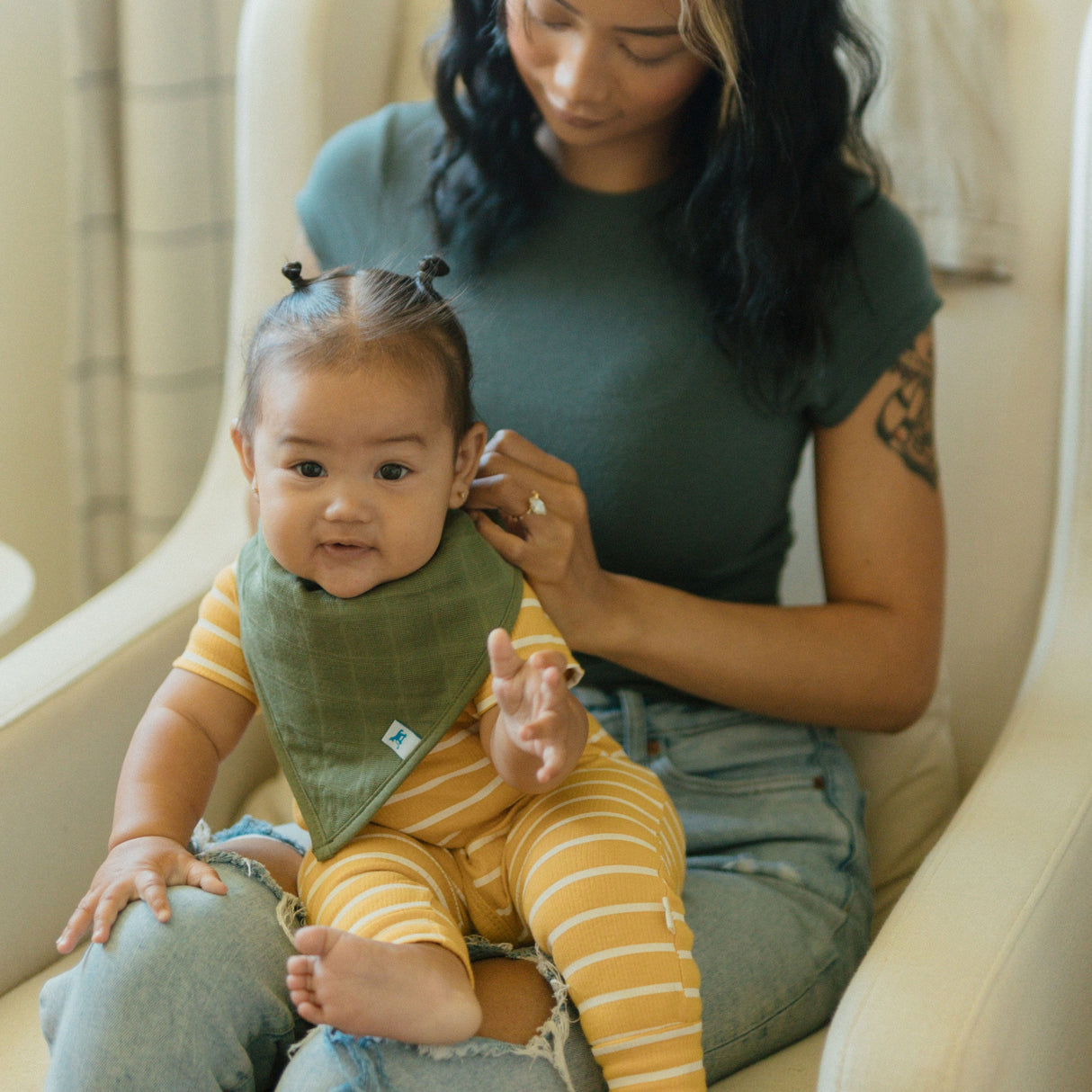 Cotton Muslin + Fleece Bandana Bib 4 Pack - Tropical Leaf - HoneyBug