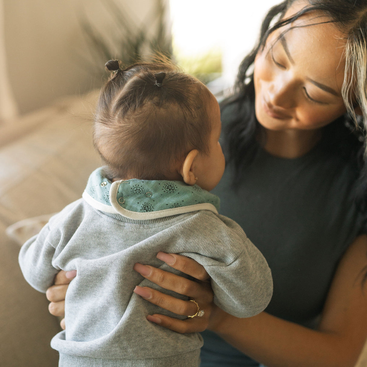 Cotton Muslin + Fleece Bandana Bib 4 Pack - Vintage Floral - HoneyBug