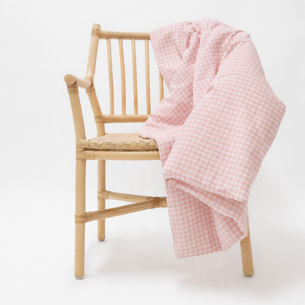 Rosey Gingham Crib Quilted Blanket