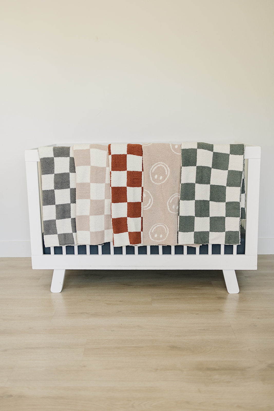 Smiley Taupe Plush Blanket - HoneyBug