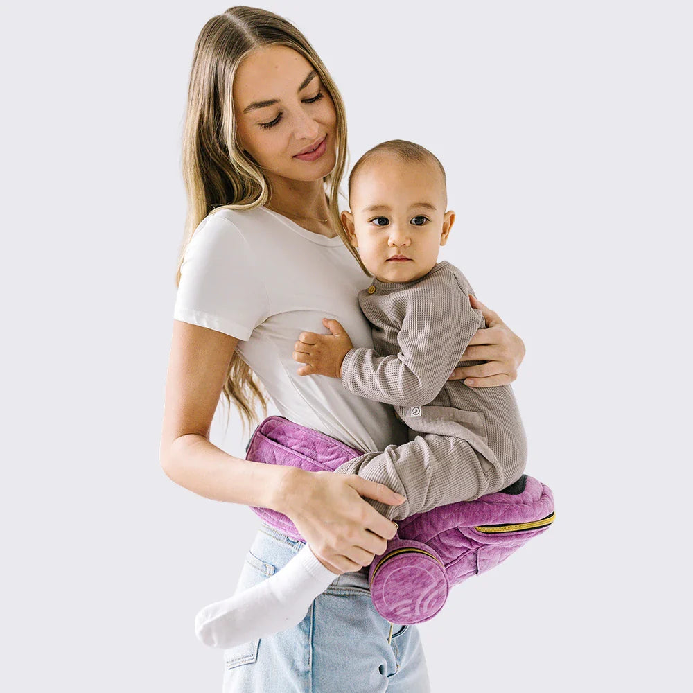 The Tushbaby Hip Carrier - HoneyBug