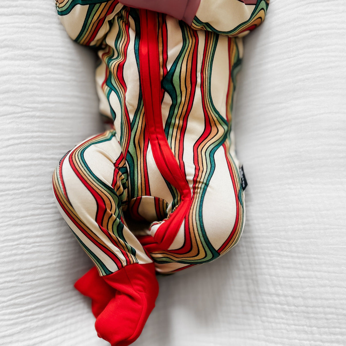 ZIP ROMPER - Retro Rainbow - HoneyBug