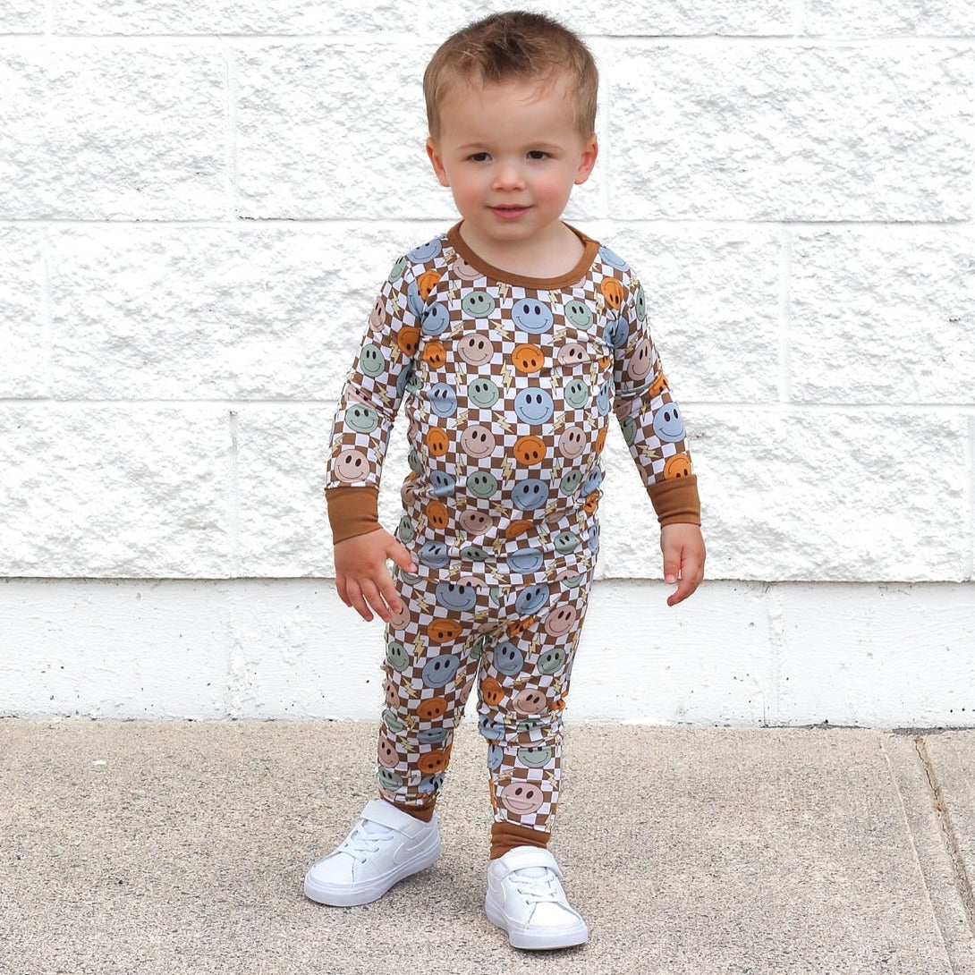 LONG SLEEVE 2 PIECE SETS- Beige Happy Smiles - HoneyBug