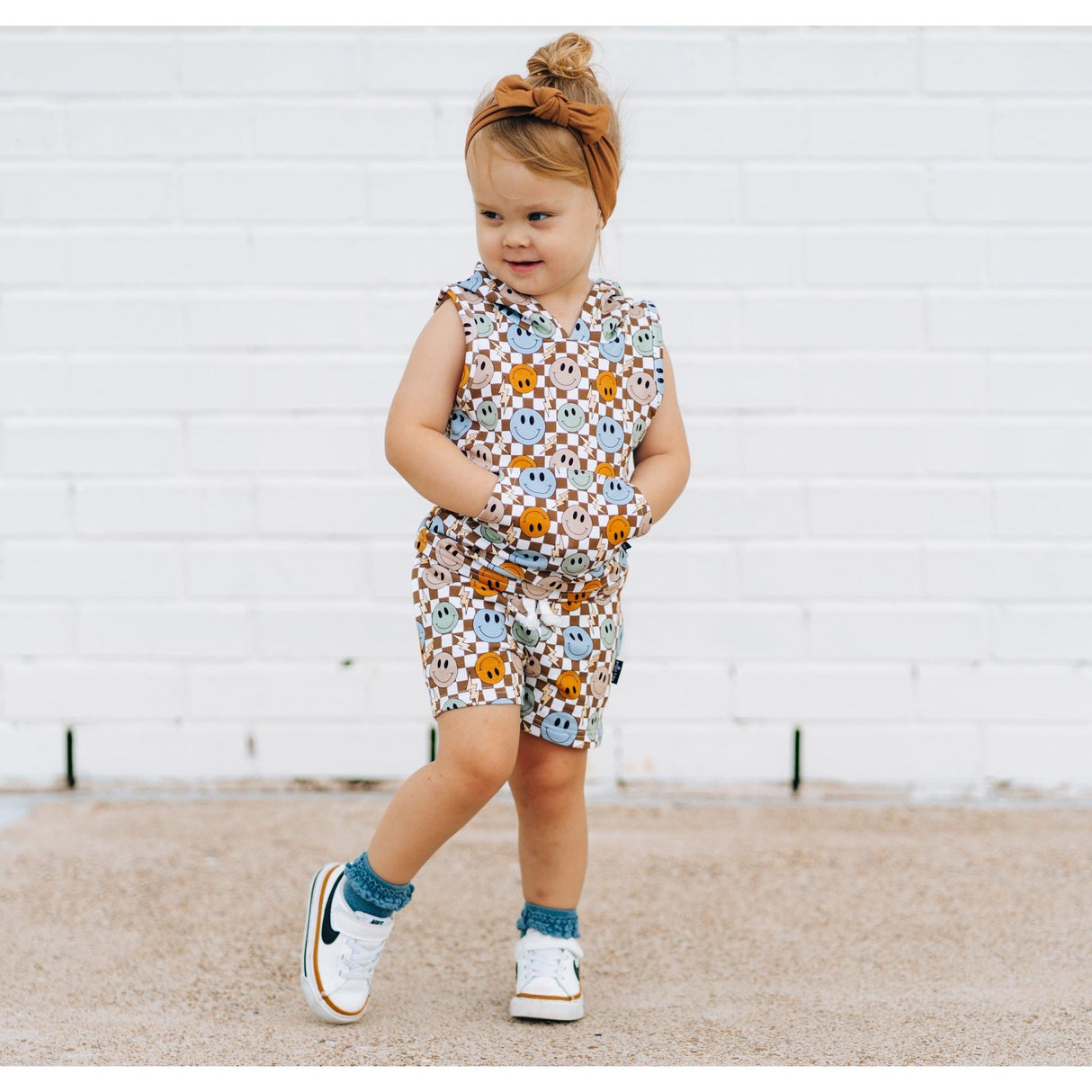 BAMBOO JOGGER SHORTS- Beige Happy Smiles - HoneyBug