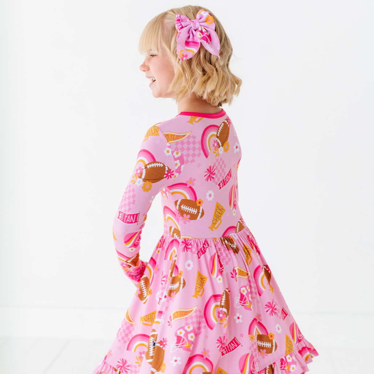 On Game Days We Wear Pink Clip Bow - HoneyBug