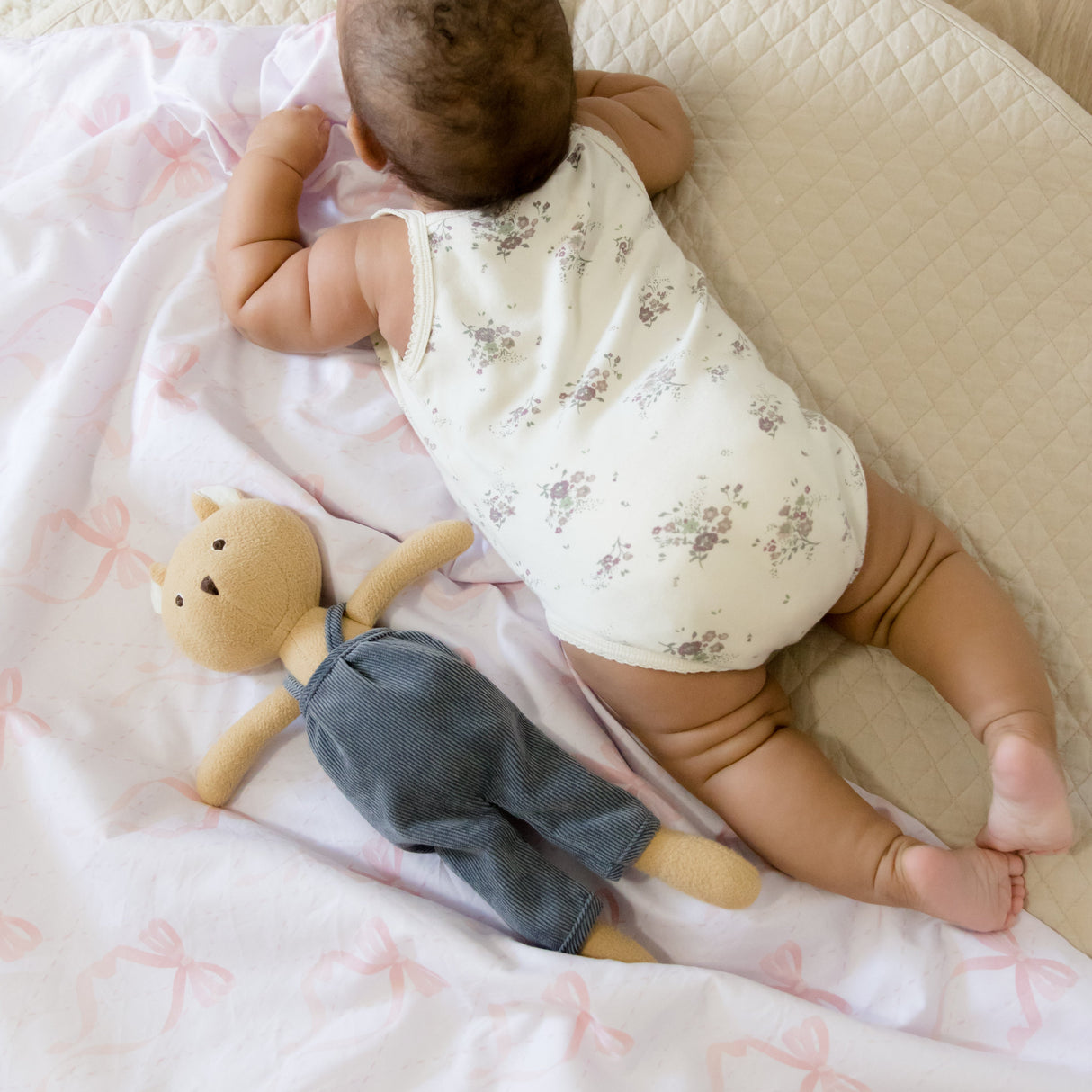 Ribbon Crib Quilted Blanket