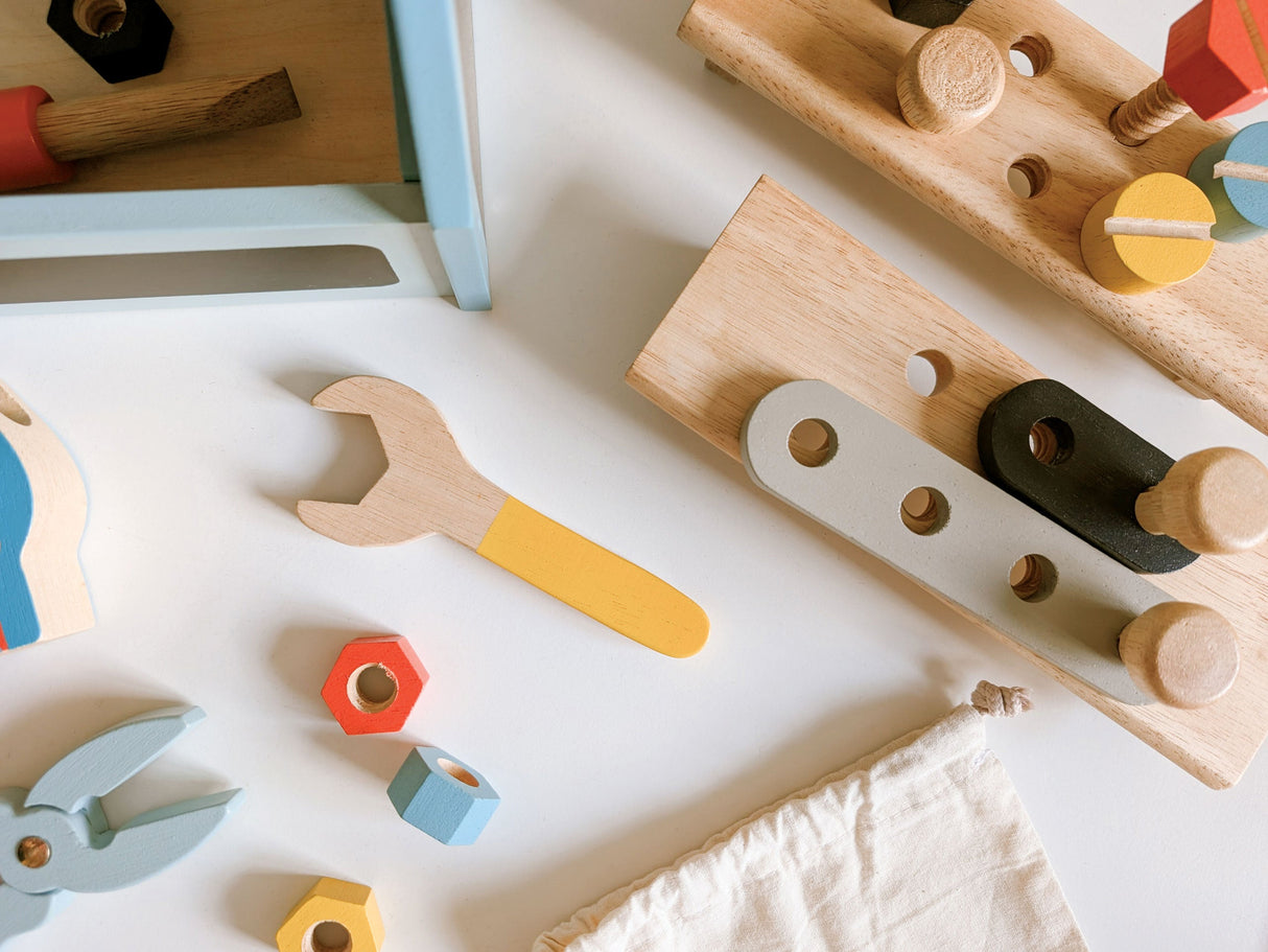 Tap Tap Tool Box - HoneyBug