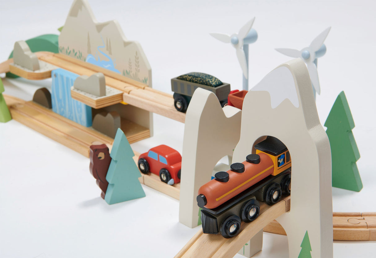 Mountain View Train set - HoneyBug