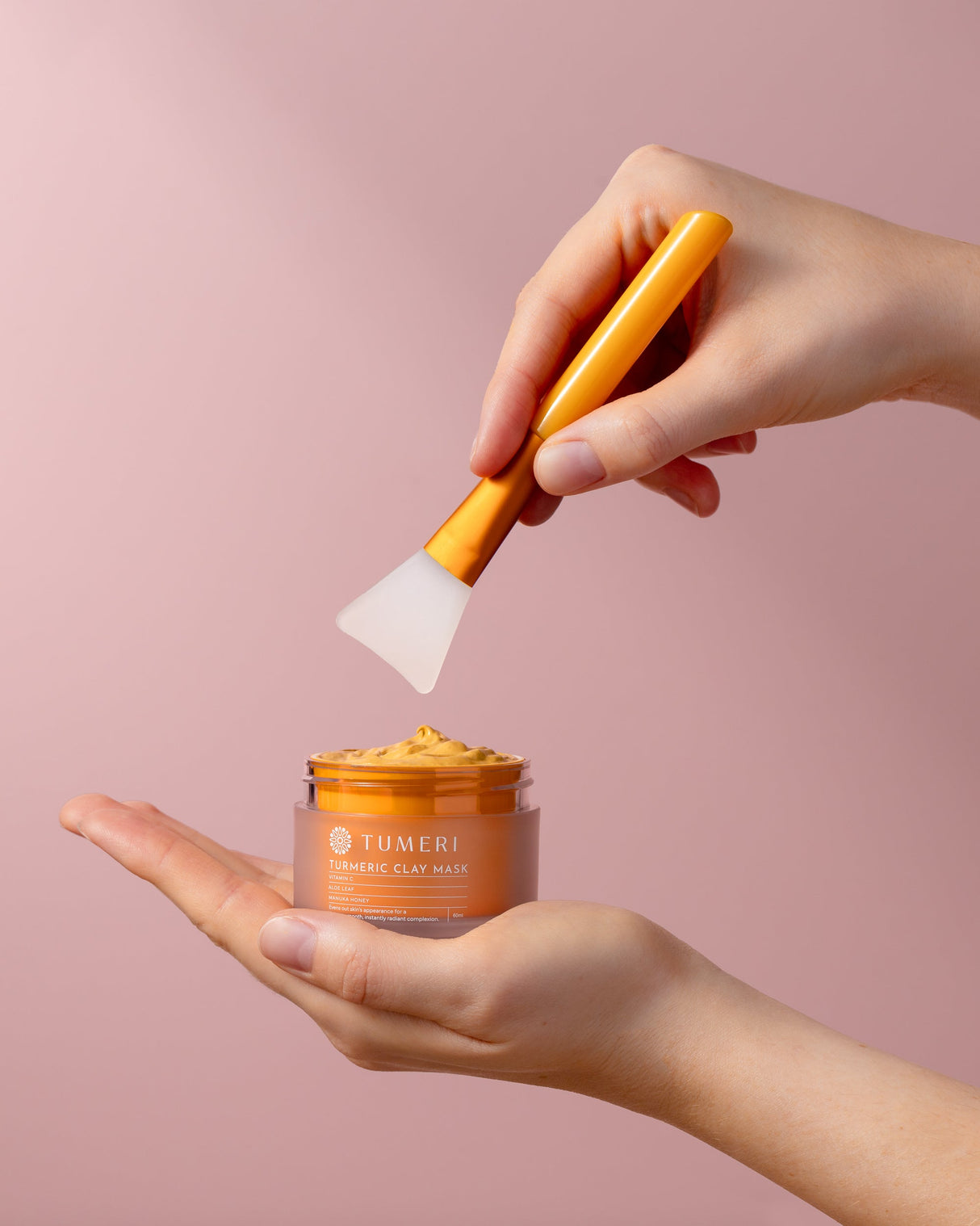 Turmeric + Vitamin C Clay Mask - HoneyBug