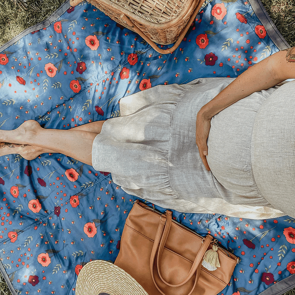 Outdoor Blanket - Midnight Poppy - HoneyBug