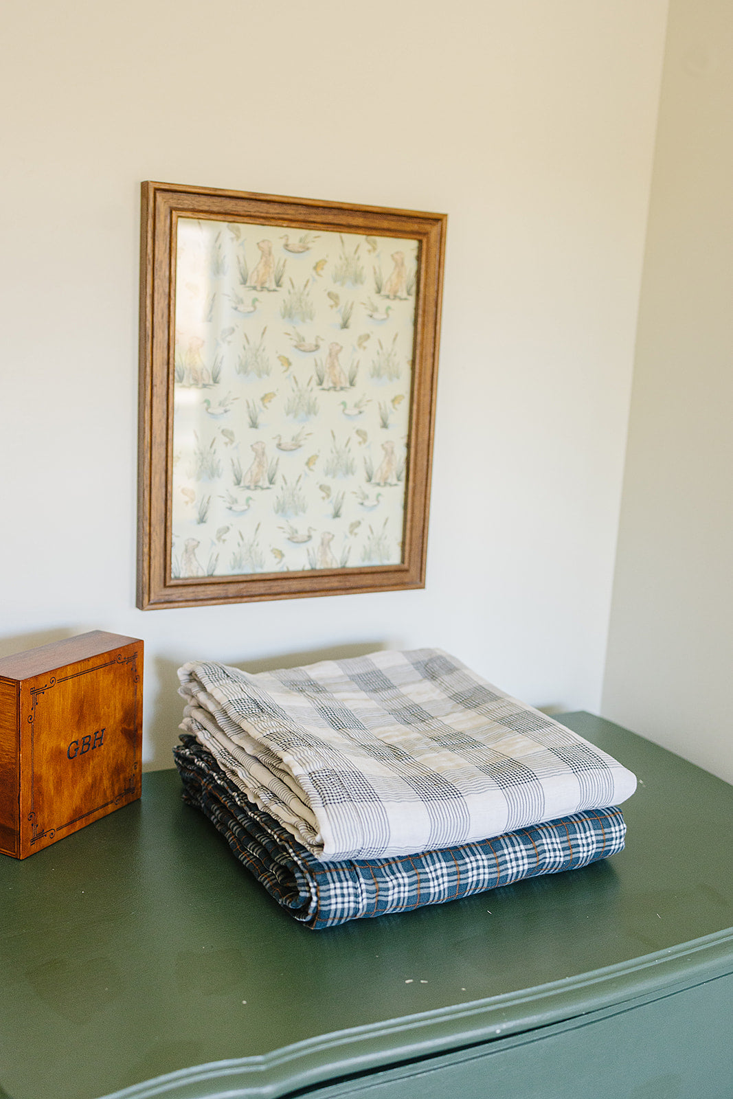 Coastal Plaid + Navy Muslin Quilt - HoneyBug