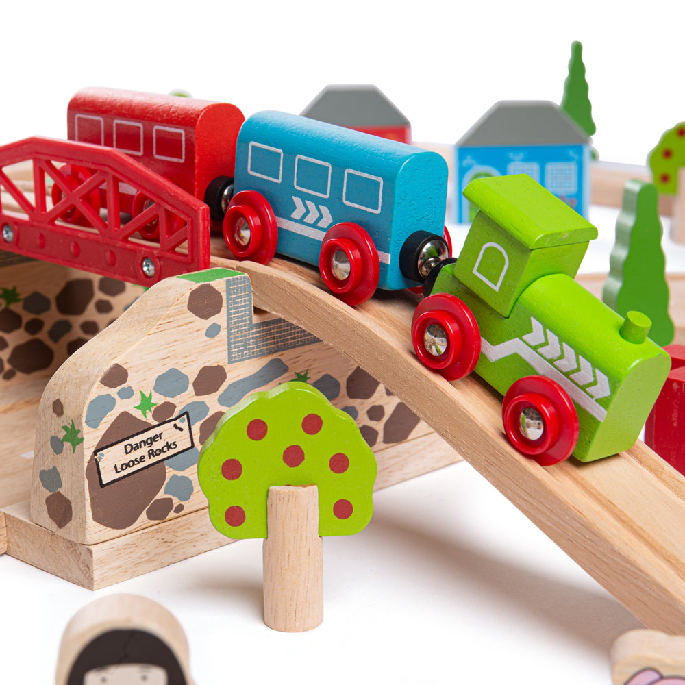 Road & Rail Train Set - HoneyBug