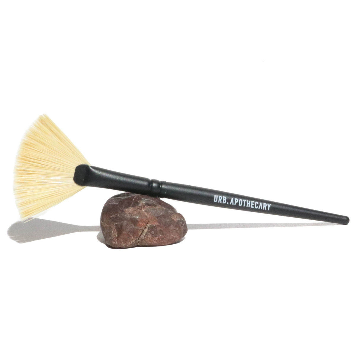 Fan Mask Brush - HoneyBug