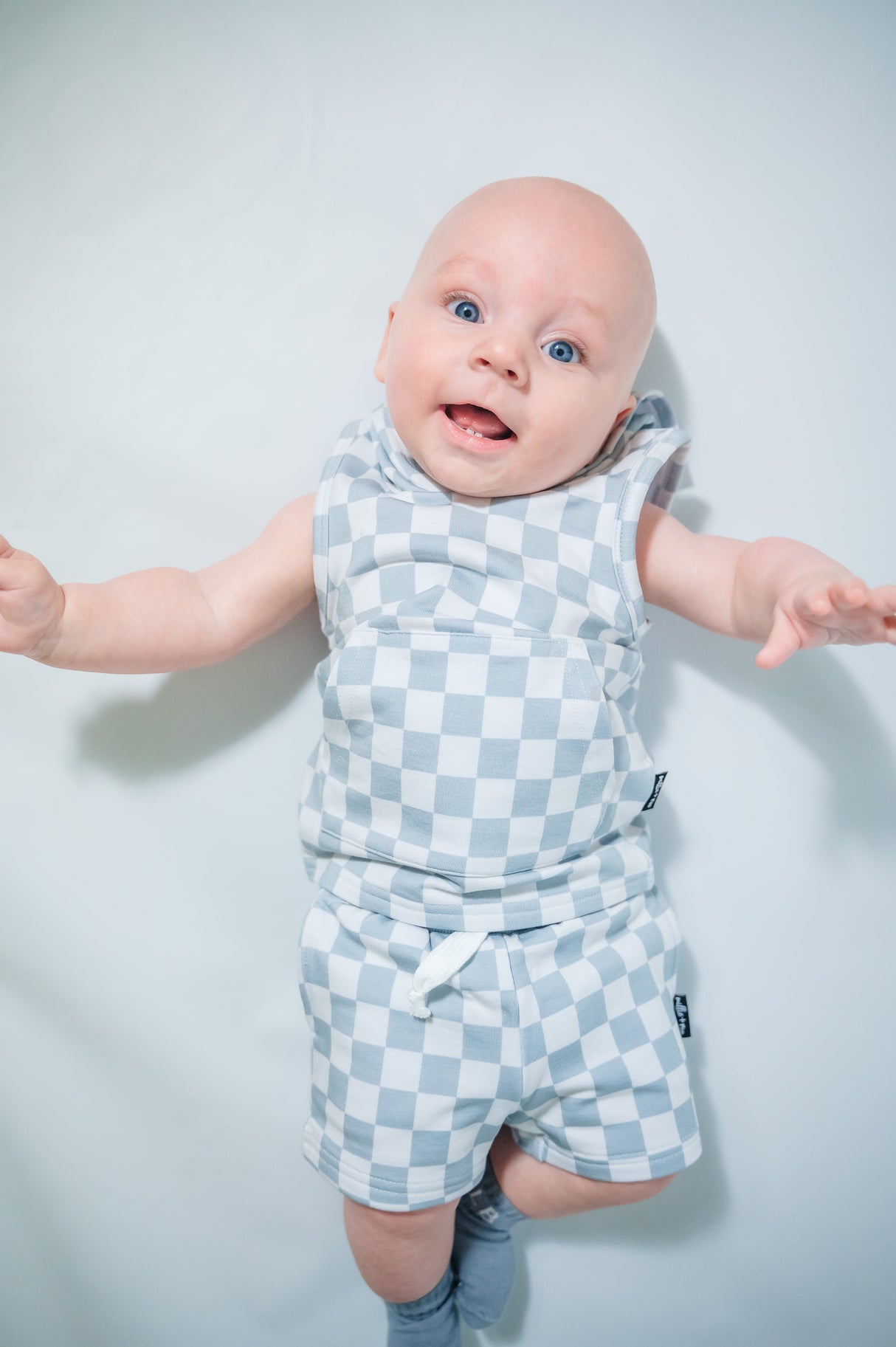 BAMBOO JOGGER SHORTS- Stone Check - HoneyBug