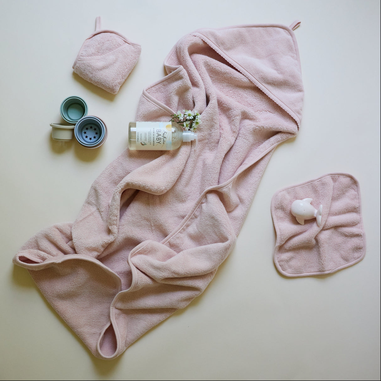 Hooded Towel & Washcloth - HoneyBug