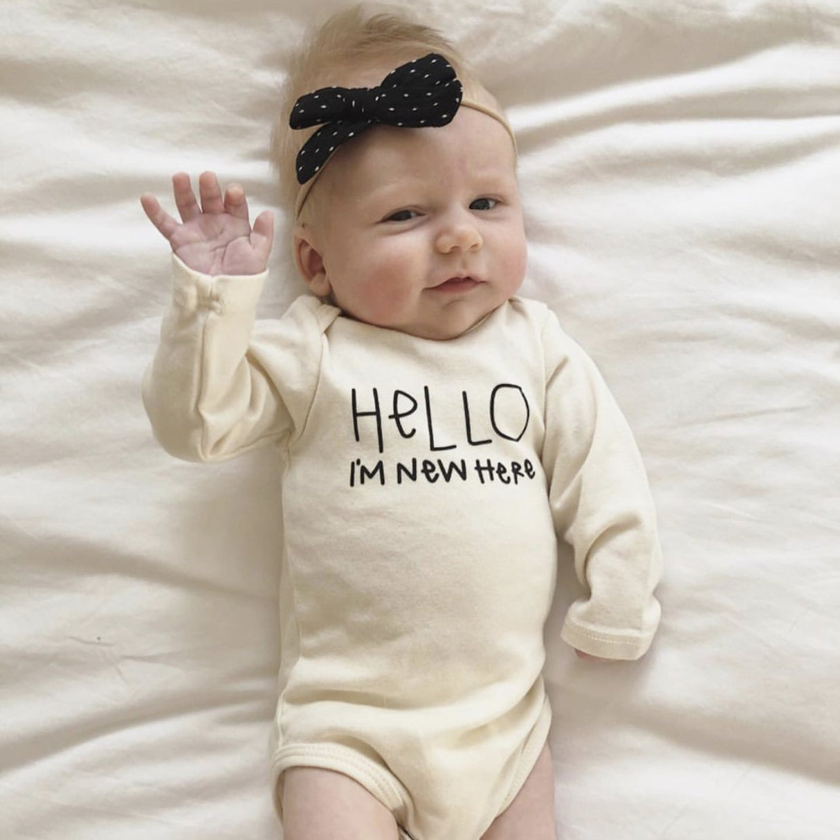 Hello I'm New Here Organic Cotton Baby Bodysuit Long Sleeve - HoneyBug