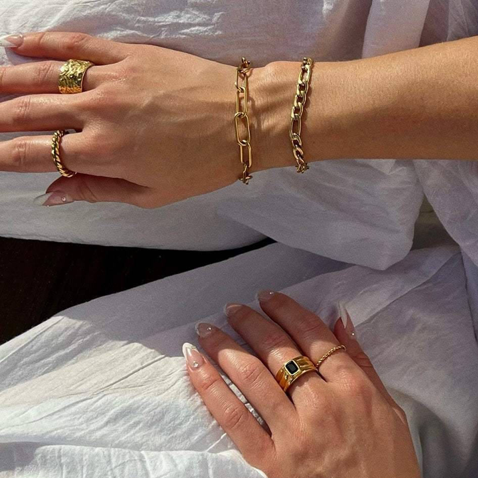 Carla Paper Clip Chain Bracelet - HoneyBug