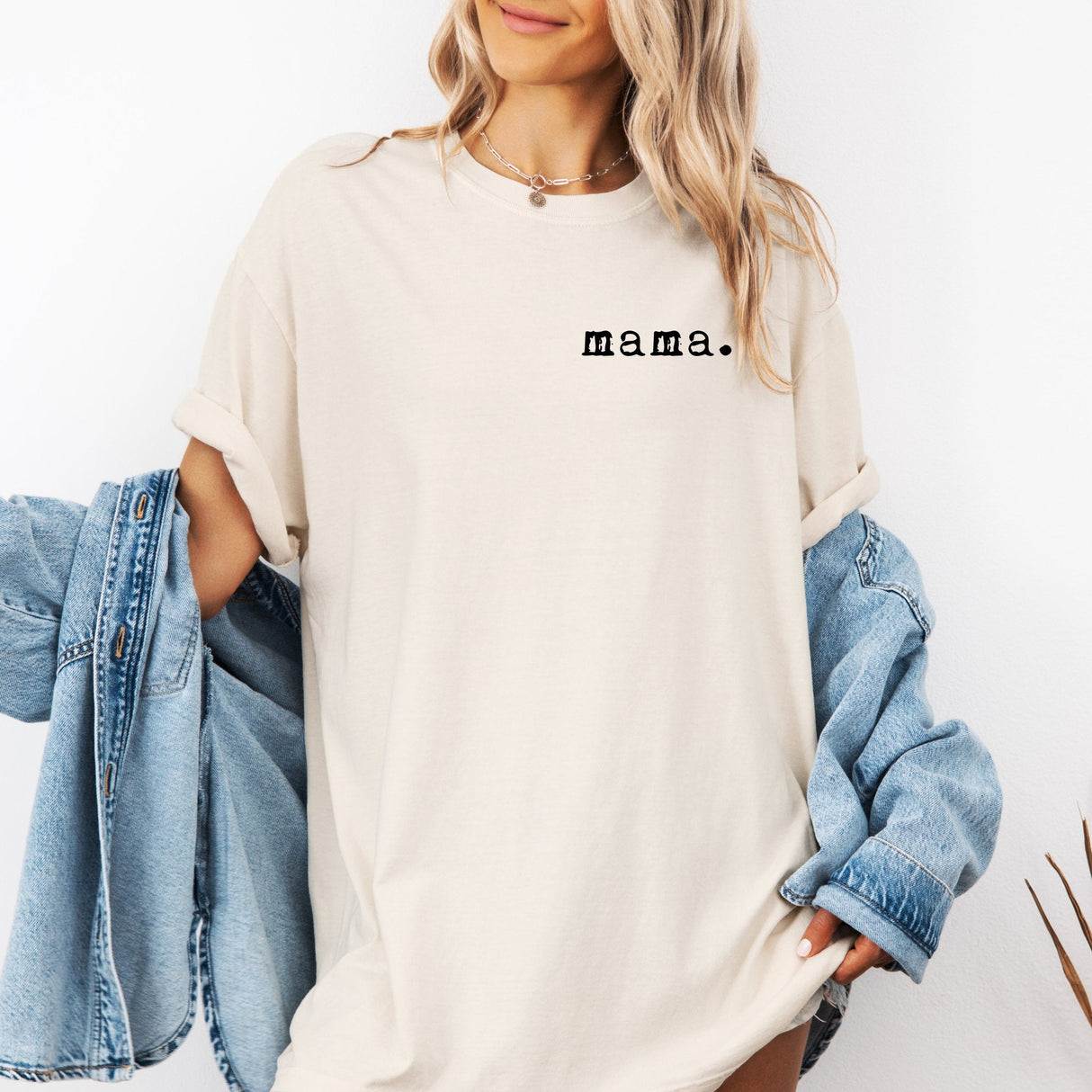 Mama T-shirt | Adult Short Sleeve Tee - HoneyBug
