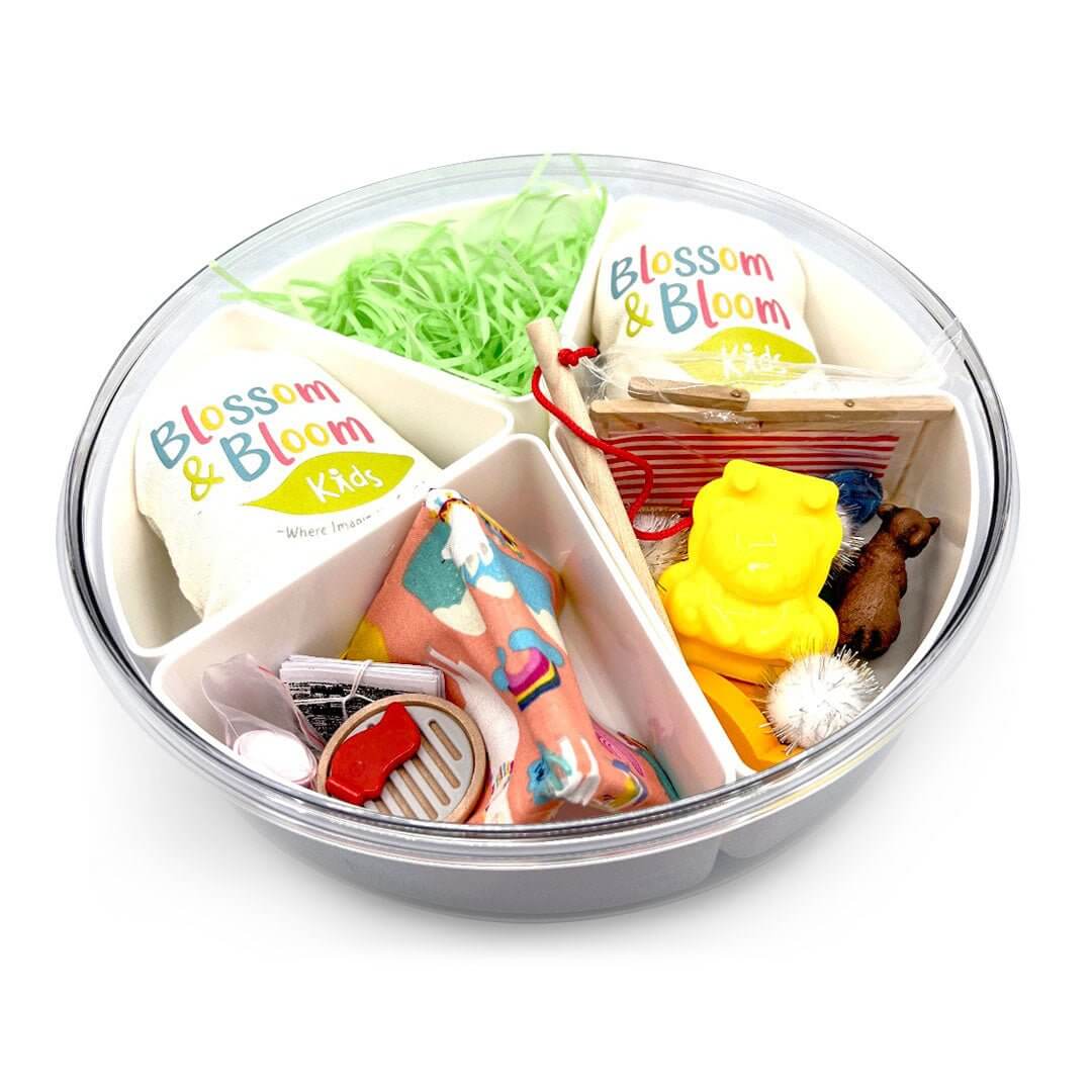 Outdoor Explorer, Play Set with Kinetic Sand