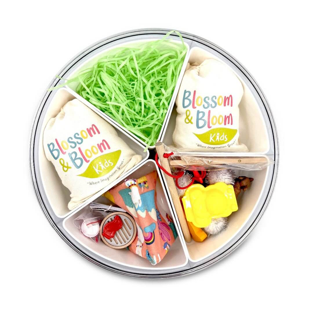 Outdoor Explorer, Play Set with Kinetic Sand