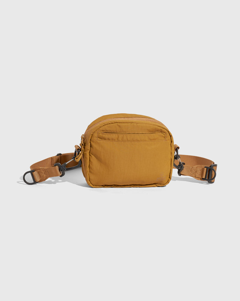 (Re)active™ 2L Convertible Crossbody - HoneyBug