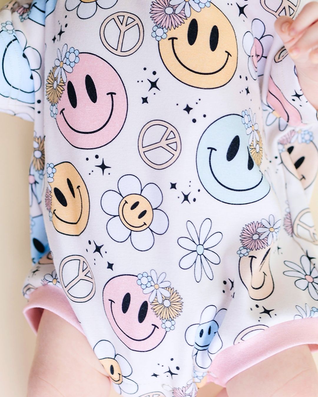 Short Sleeve Bubble Romper | Groovy Girl - HoneyBug
