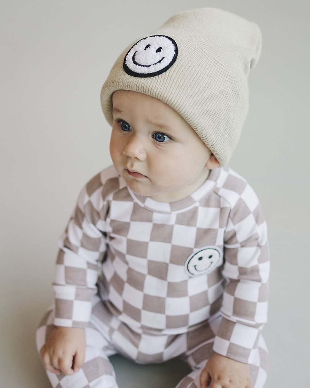 Smiley Beanie | Beige - HoneyBug