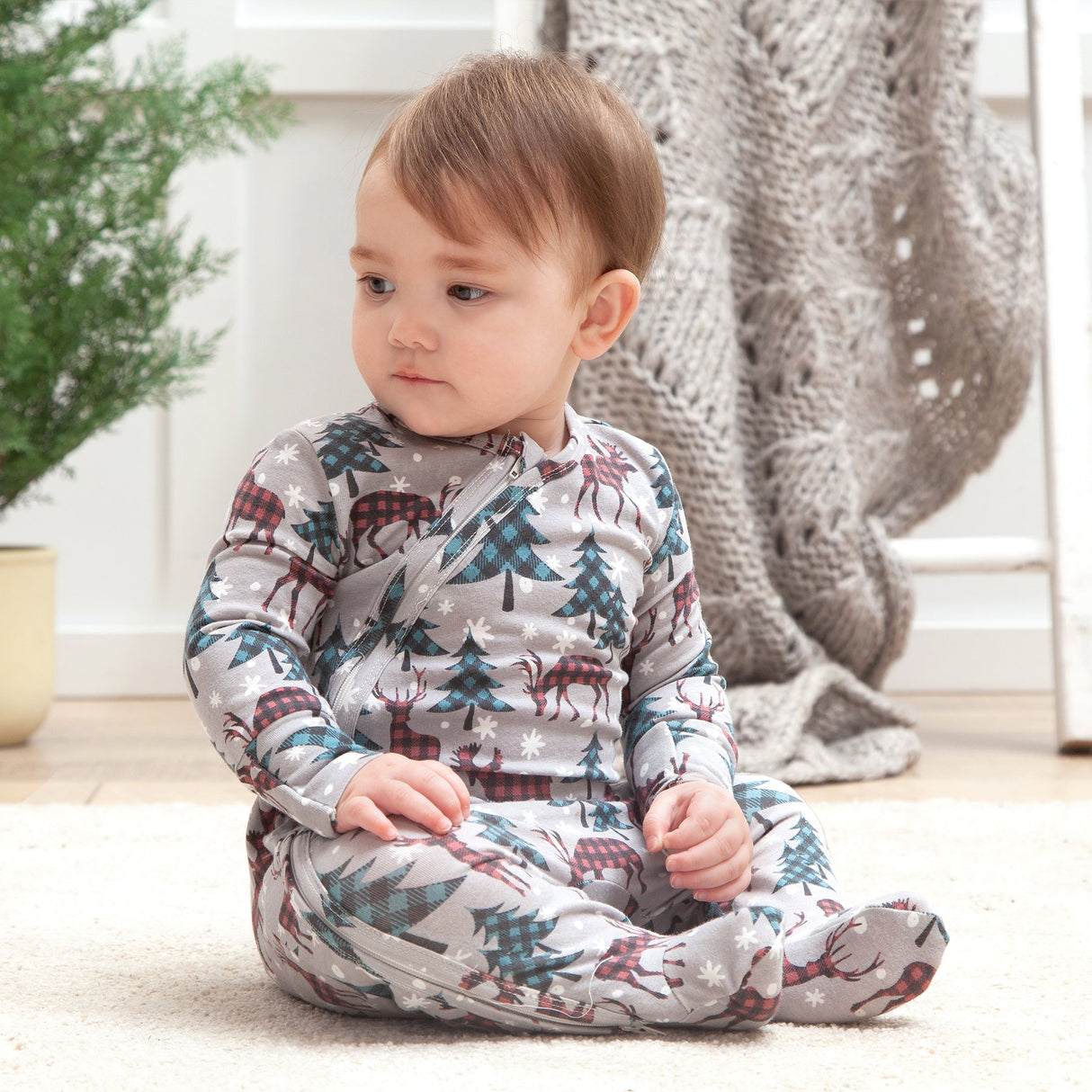Nordic Pines Bamboo Zipper Romper - HoneyBug