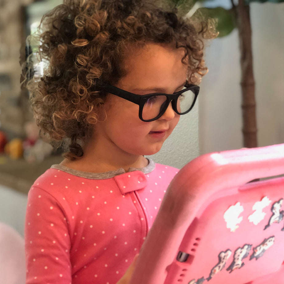 Toddler Screen Time Specs - HoneyBug