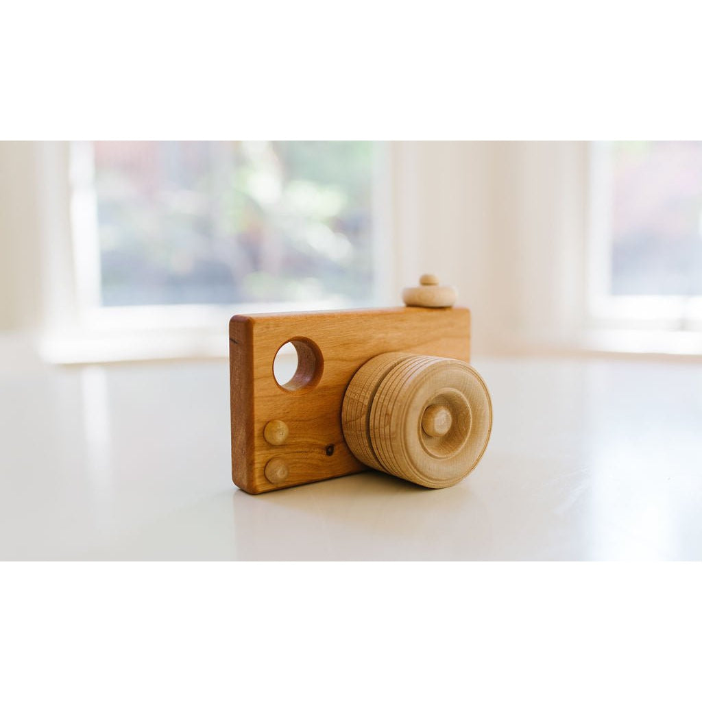 Wooden Toy Camera - HoneyBug