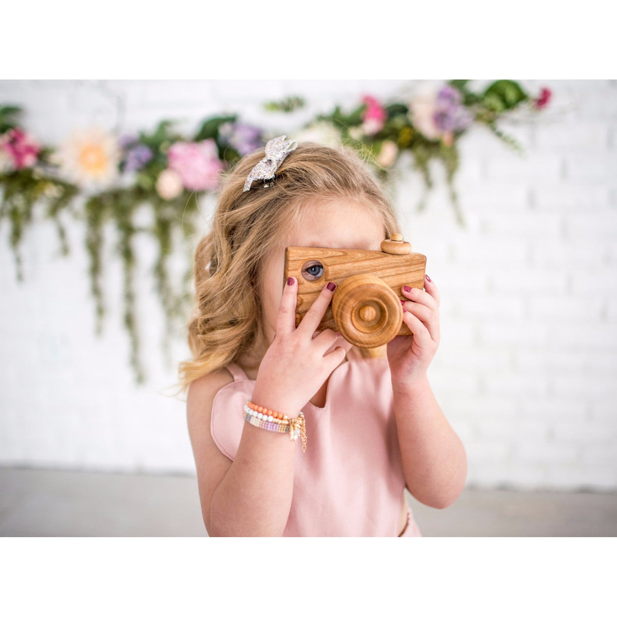 Wooden Toy Camera - HoneyBug